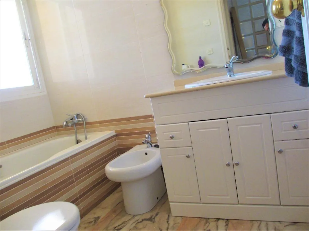 Frenta A La Playa Malaga-Antonio Machado Apartment