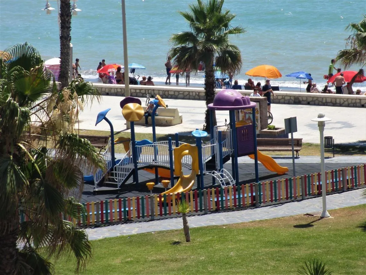 Frenta A La Playa Malaga-Antonio Machado Apartment